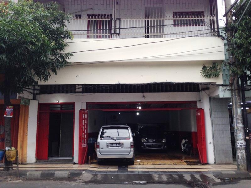 Hotel Malang Near Alun Alun Malang Redpartner Exterior photo